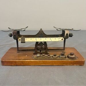 Antique Eastman Studio Scale Kodak Co. W/ Weights Brass & Wood Base 9x4x4.25”